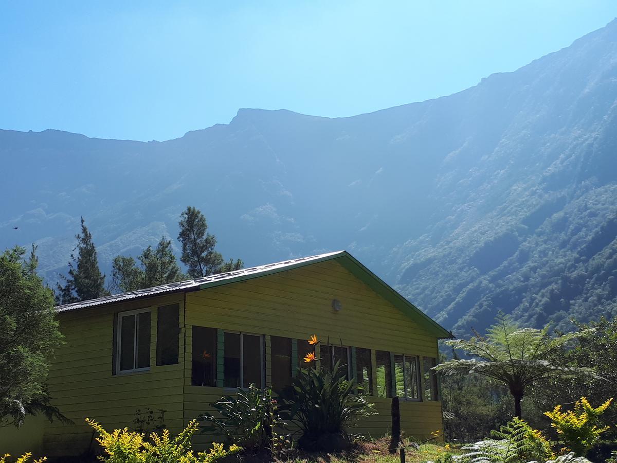 Olatika - Gite Des Cascades Cilaos Buitenkant foto